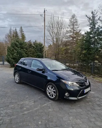 toyota małopolskie Toyota Auris cena 38900 przebieg: 94000, rok produkcji 2014 z Muszyna